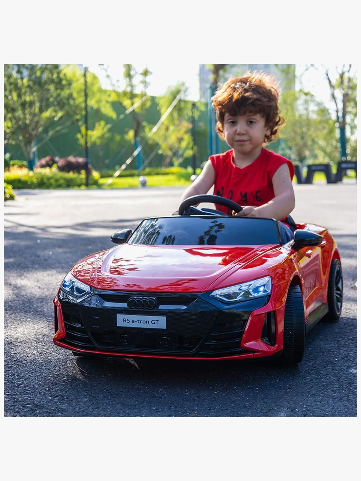 Audi RS e-tron GT Elbil med Firhjulstræk, Rød