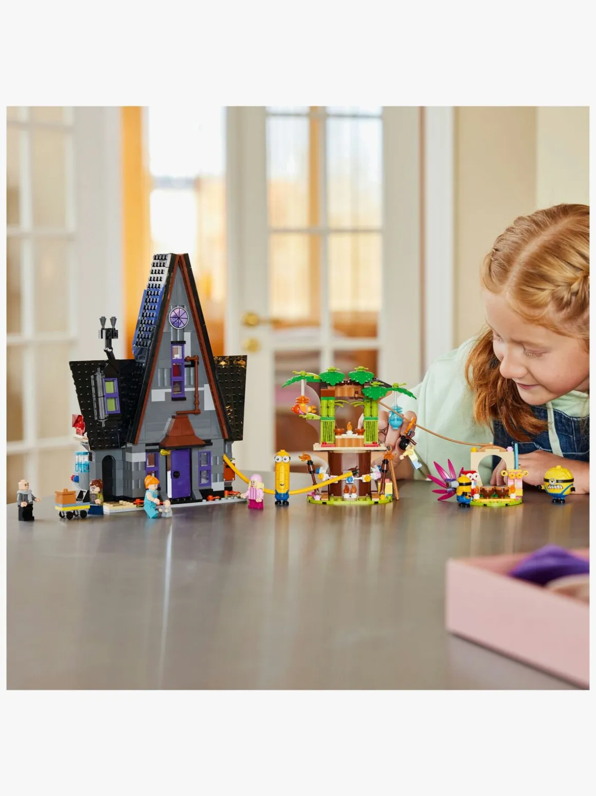 LEGO Despicable Me 75583 Minions og Grus familiepalæ